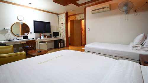 Cherbourg Hotel Cheonan Dış mekan fotoğraf